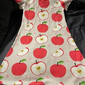 NWT the oaks 4t apple dress